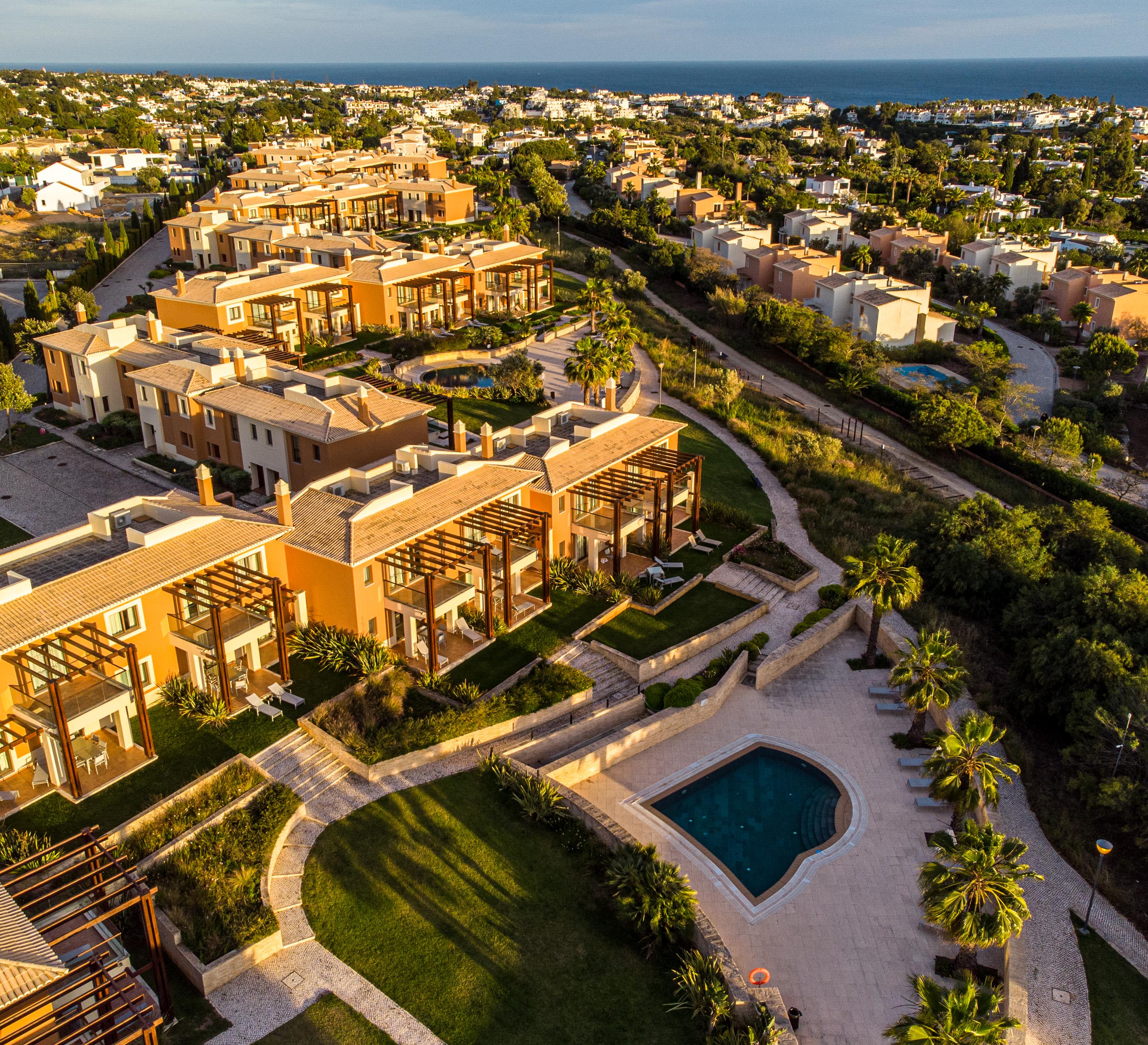 รีสอร์ทมองเต้ ซานโต้ การ์วอยโร ภายนอก รูปภาพ Aerial view of the resort