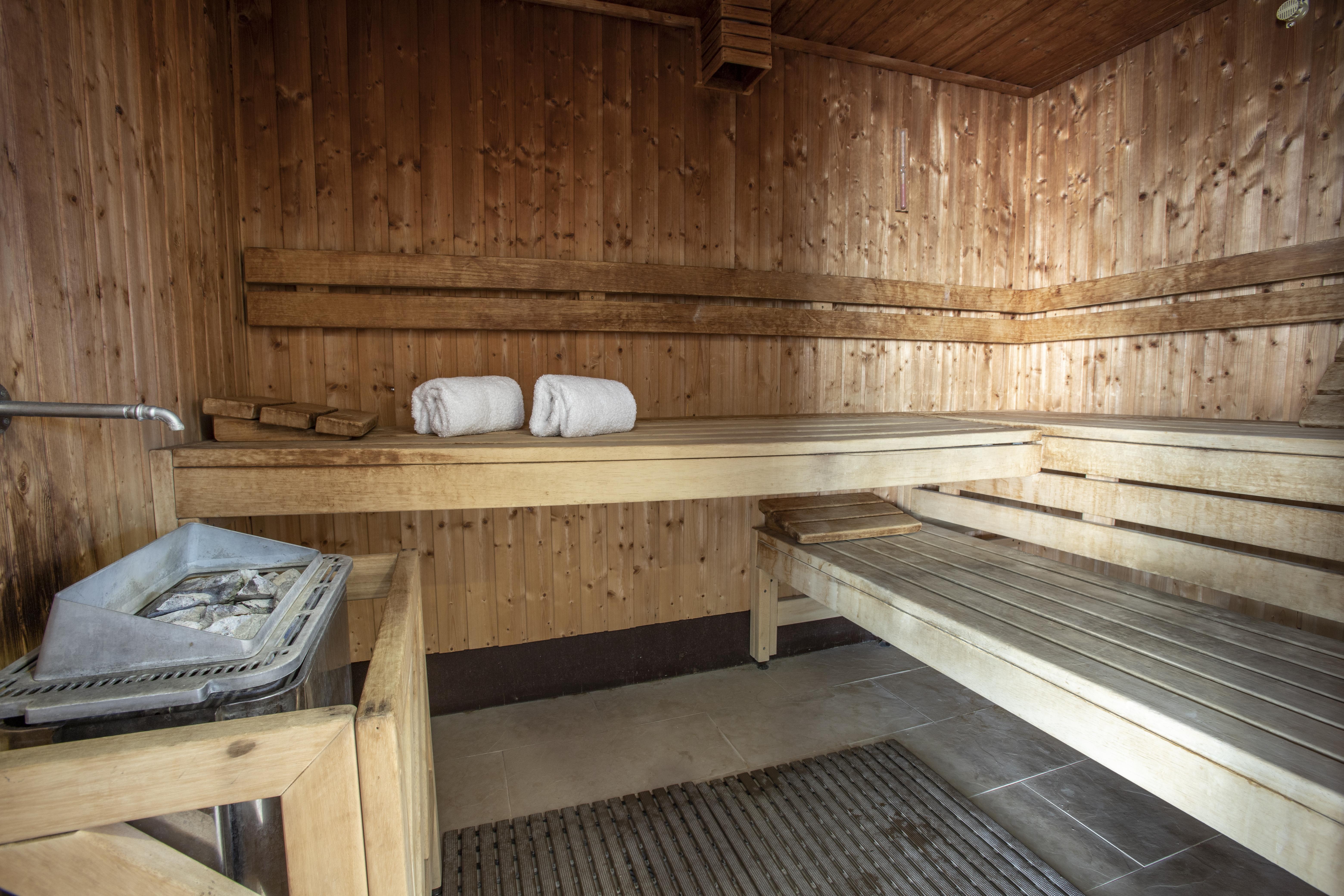 รีสอร์ทมองเต้ ซานโต้ การ์วอยโร ภายนอก รูปภาพ A Finnish sauna
