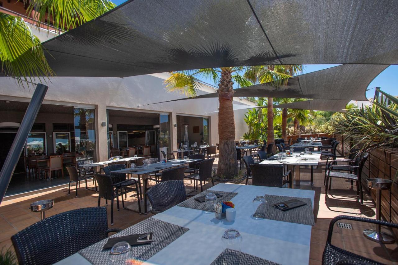 รีสอร์ทมองเต้ ซานโต้ การ์วอยโร ภายนอก รูปภาพ Restaurant in Portals Nous